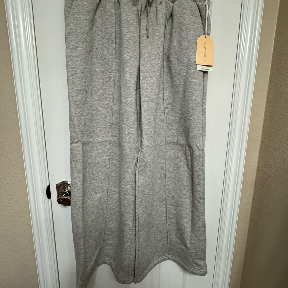 Blogilates Travel Trouser sweats -grey